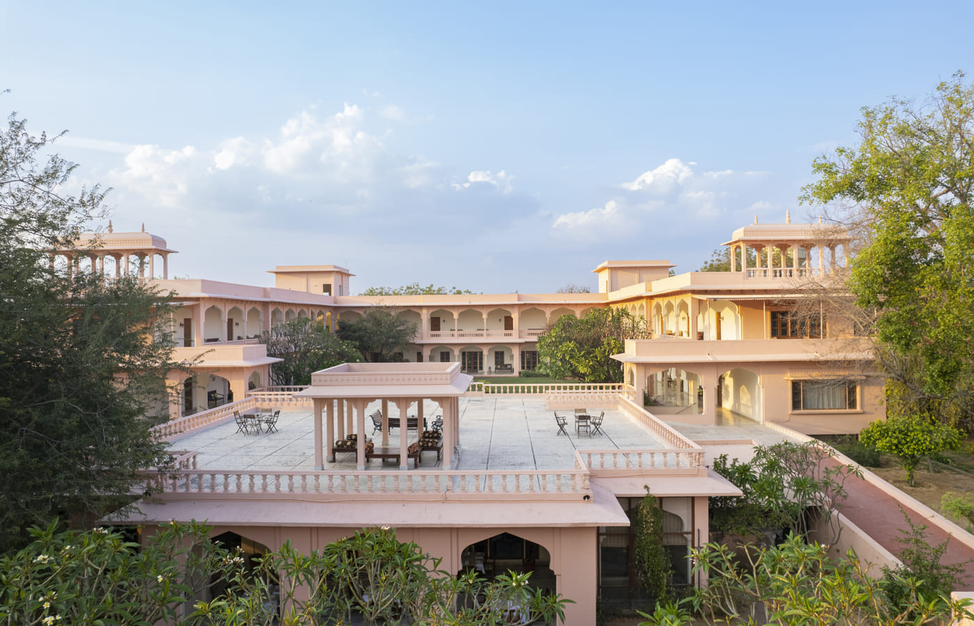 Hotel Dev Vilas
