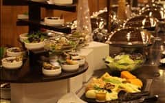 The buffet counter at Zing