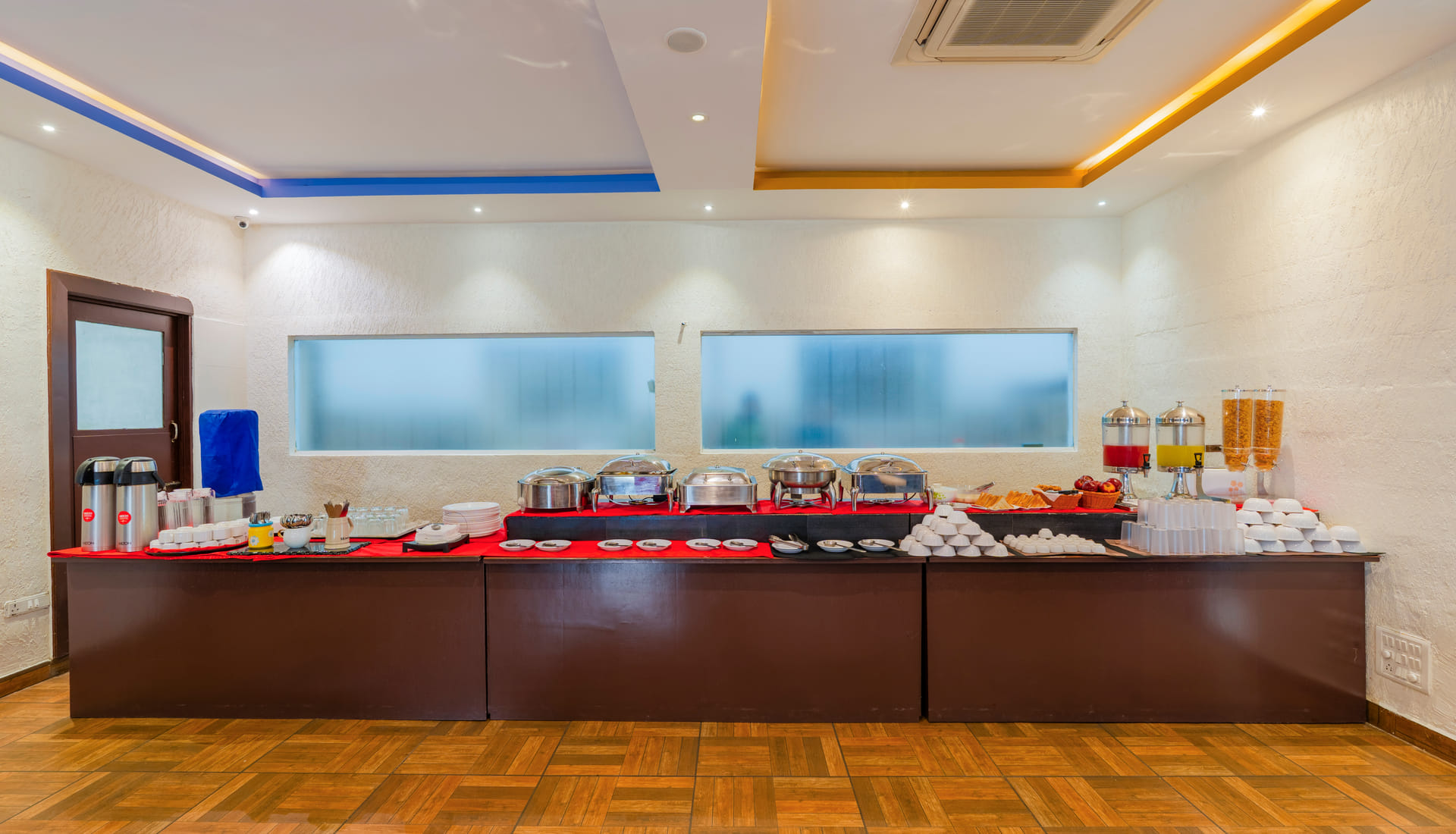 The breakfast buffet counter at R D Restaurant