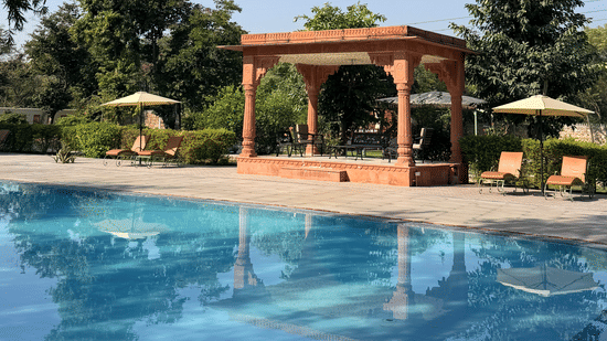 swimming-pool