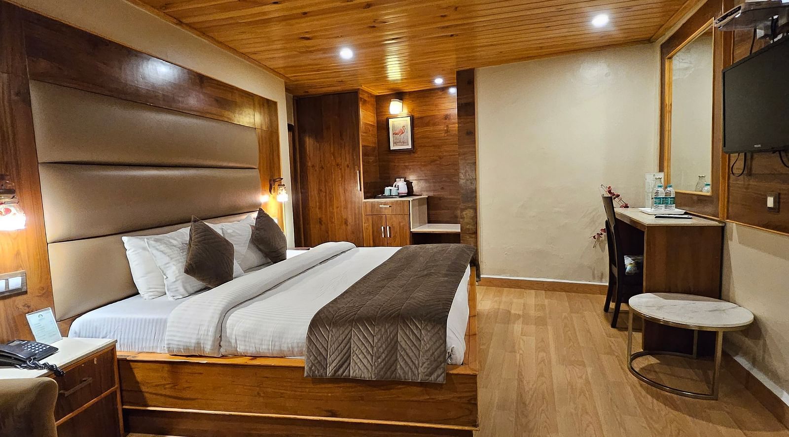 Deluxe Non View Room 1