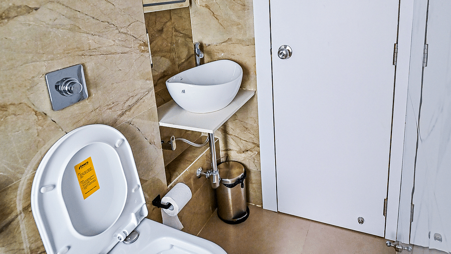 Cozy Double Studio Room bathroom1