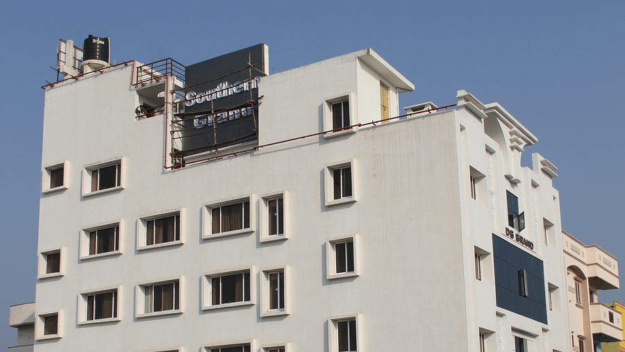 Facade_Hotel Southern Grand Vijayawada, 3 Star Hotel in Vijayawada, Hotels near Vijayawada Railway Station