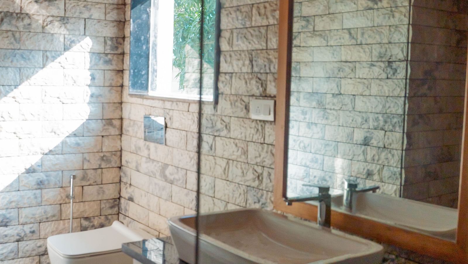 Vanity area of Superior Room at the Sylvan Retreat, Dehradun.