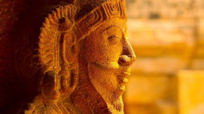 A close up of the sculpture on the wall of a temple in Thanjavur. It is one of the Must-Visit Places in Thanjavur. 