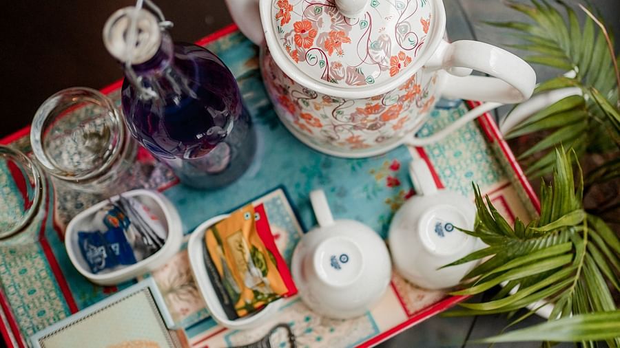 An intimate coffee table set-up
