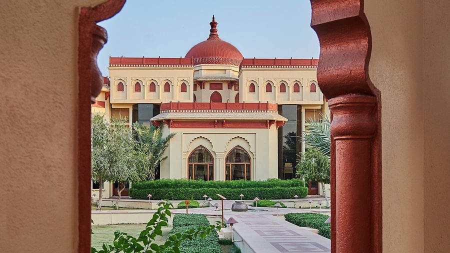 closer view of courtyard with resort in the background - The Ummed Jodhpur, Palace Resort and Spa
