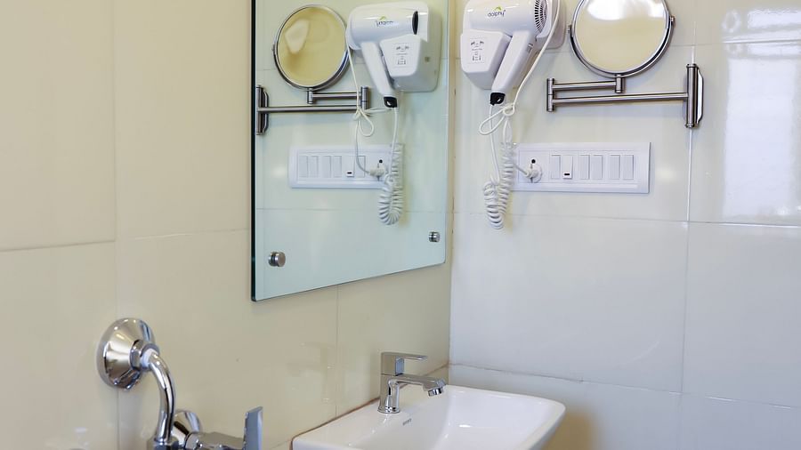Bathroom of room 501 at Wabi-Sabi Juhu 1