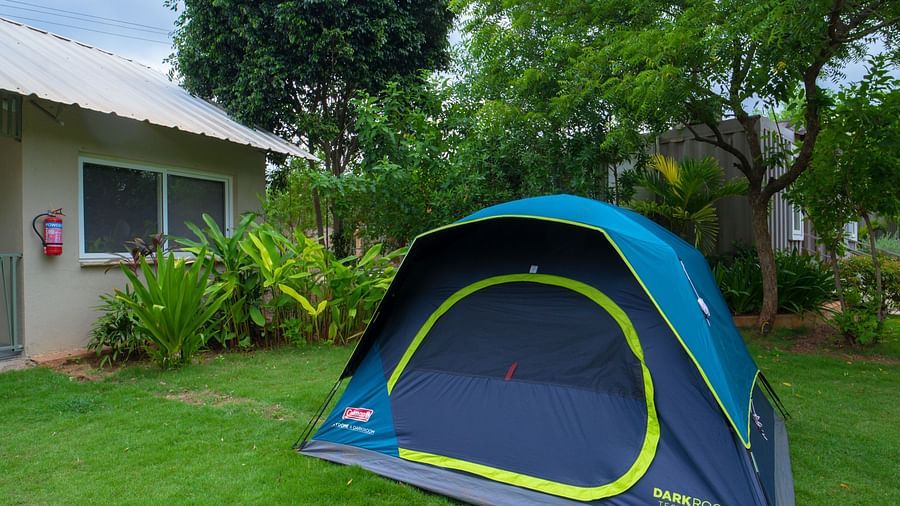An image of a tent in the lawn - Trance Veechika Resort, Vikarabad