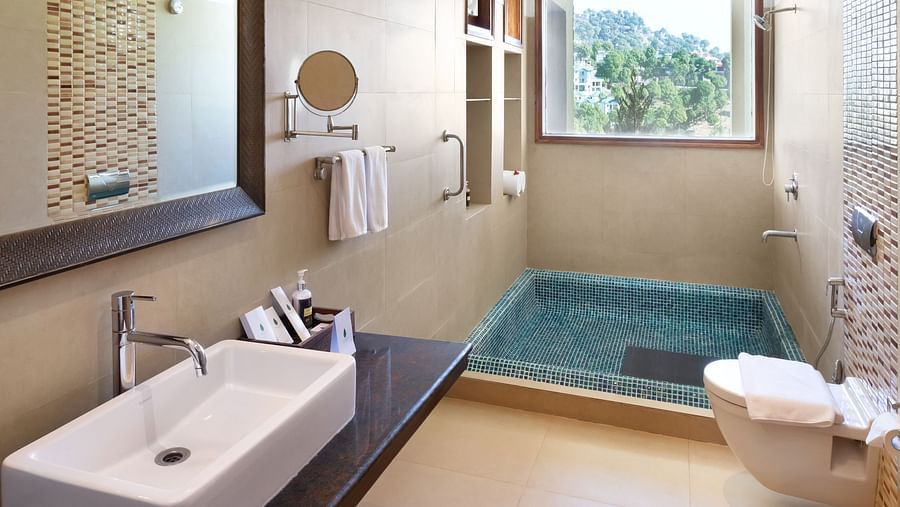deluxe rooms - solan rooms - Suryavilas Luxury Resort and Spa 3