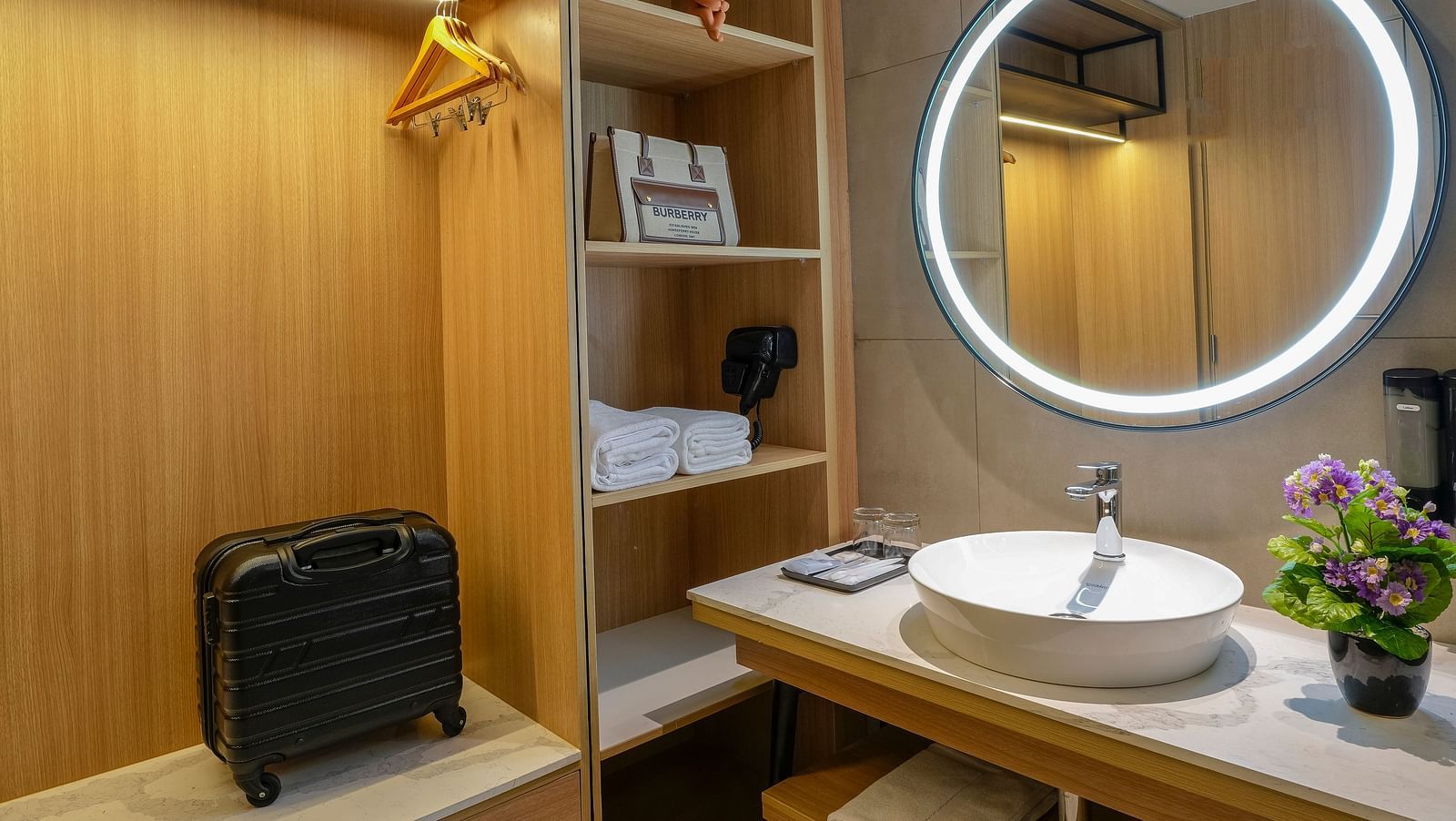 Rest Room Suite