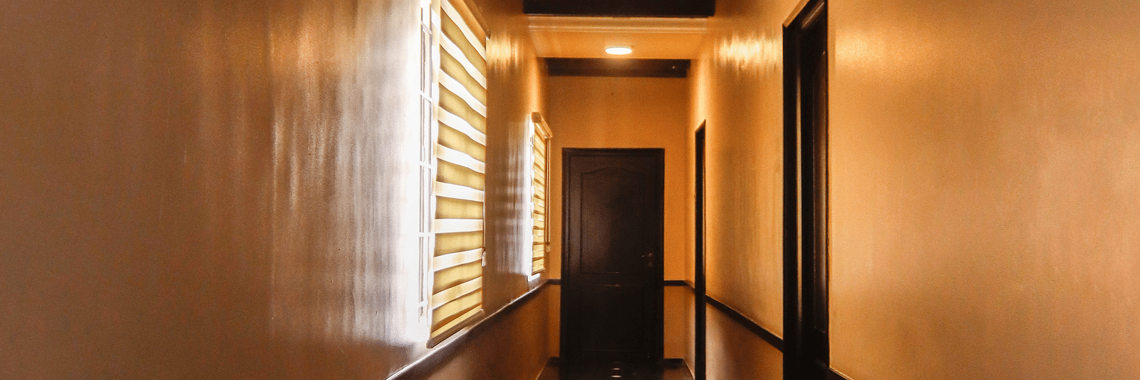 GROUND FLOOR CORRIDOR