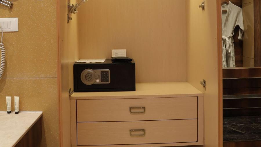 Suite Ward robe same for all type of room