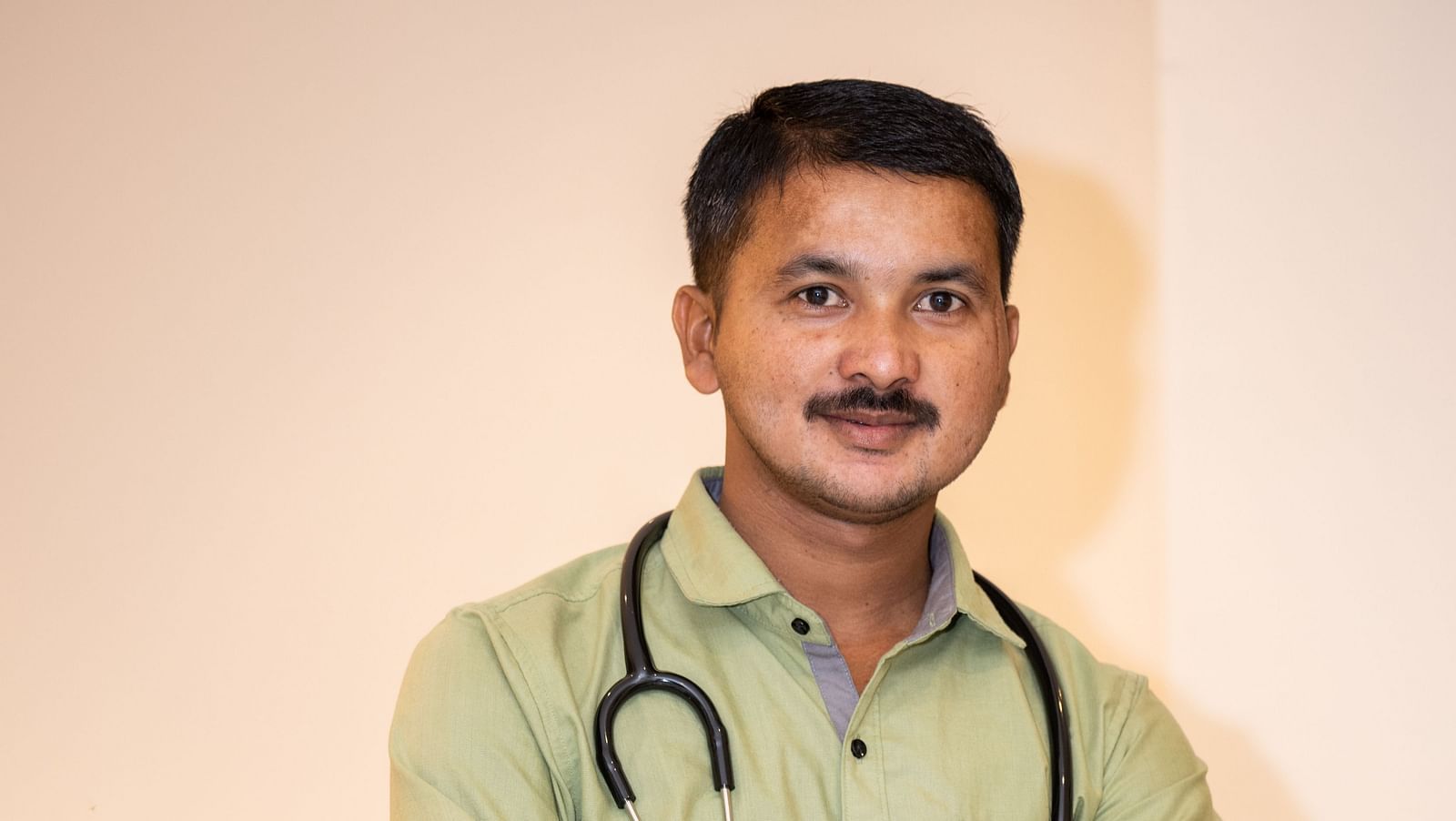 Dr. Haresh Gavit, an expert Physiotherapist with a Master’s in Rehabilitation and eight years of experience in Naturopathy - Rajbagh Wellness, Udaipur