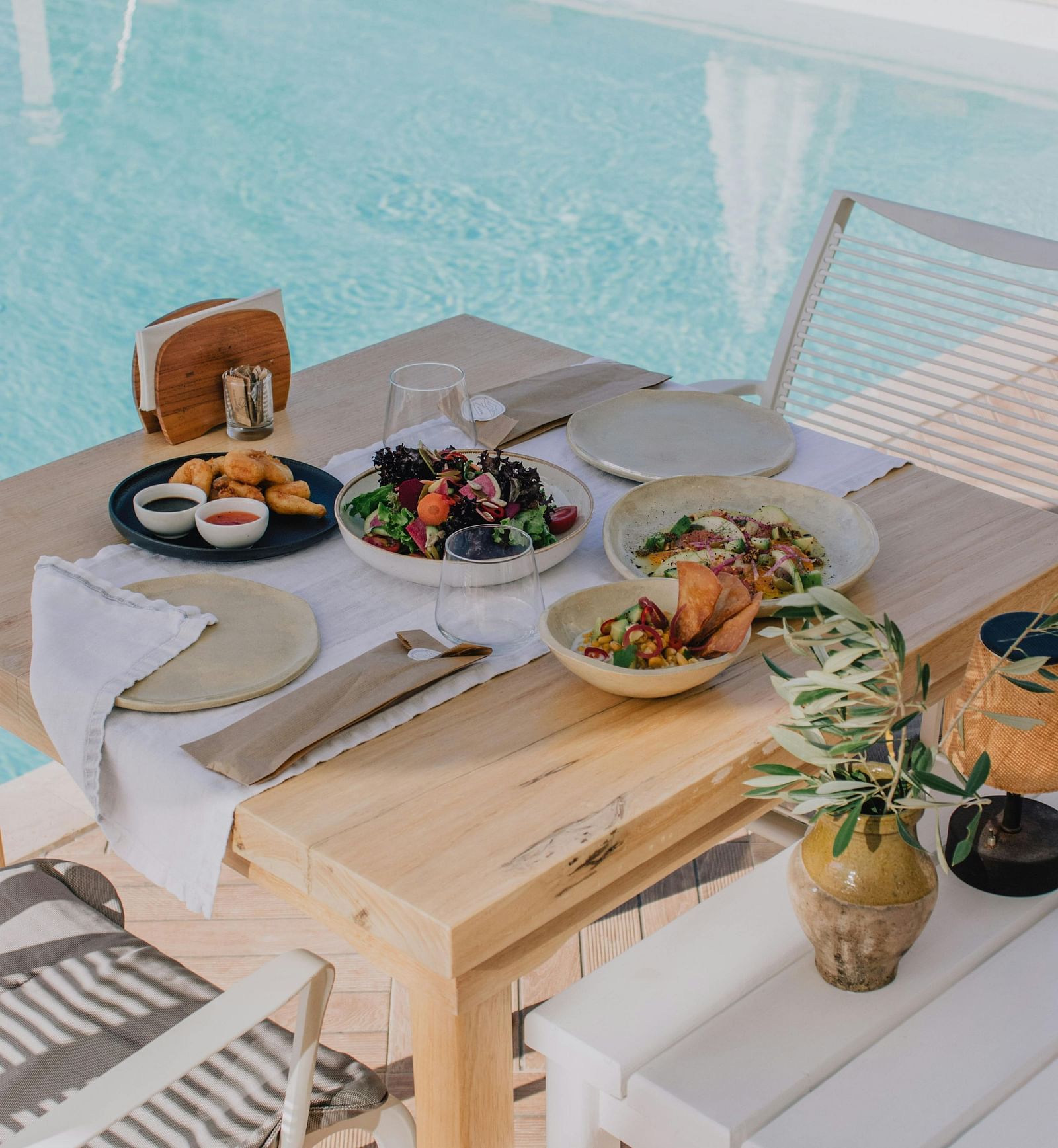Pool side dining