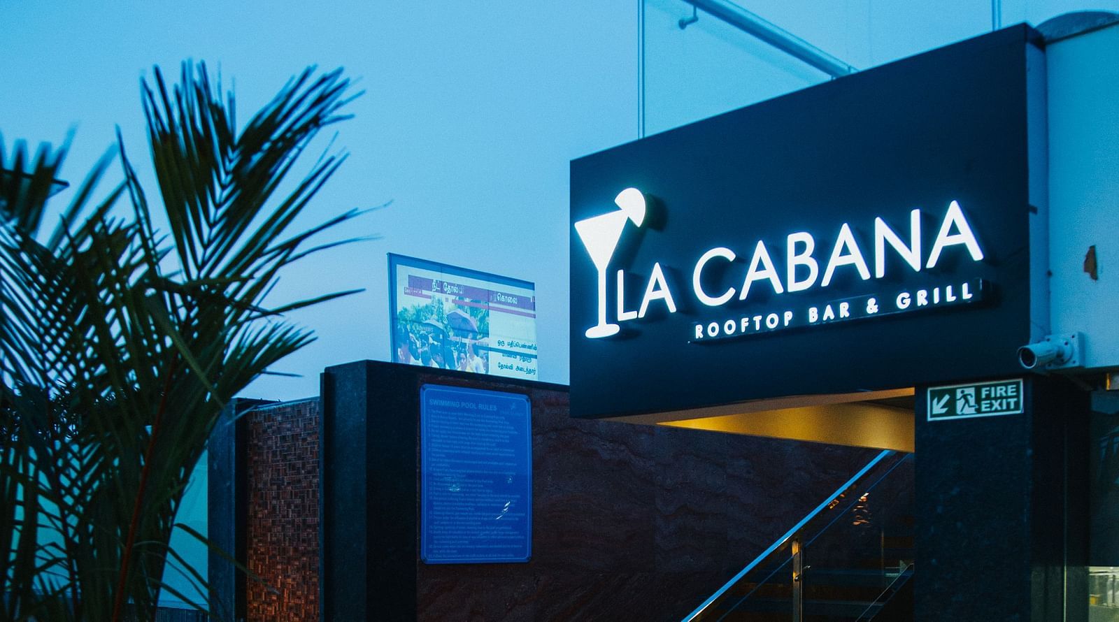 entrance to La Cabana, a restaurant near T. Nagar - Hotel Park Elanza, Chennai
