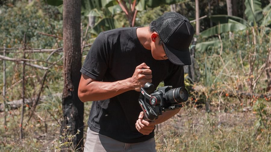 a person shooting a video 01