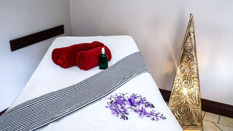 MASSAGE ROOM 1