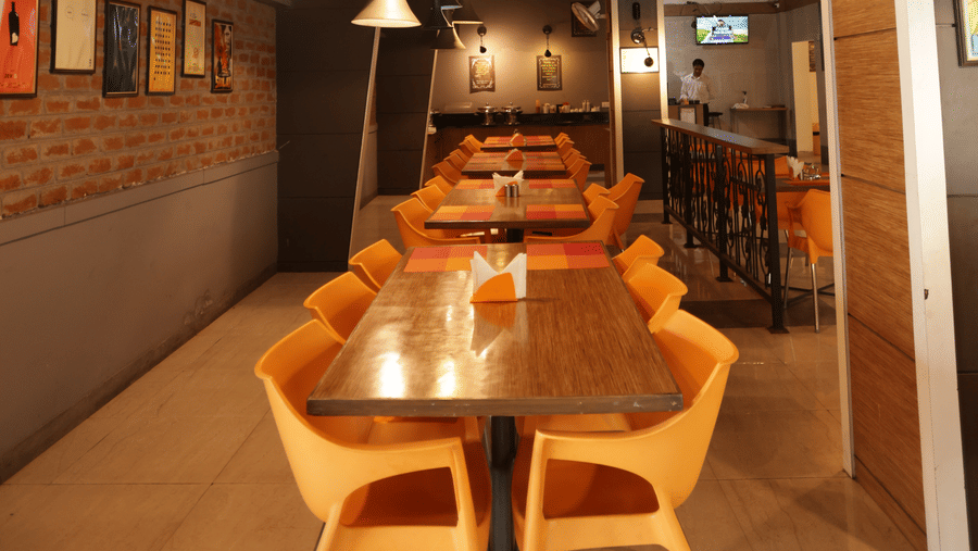 Max Hotel’s restaurant, where guests can enjoy a delightful fusion of local and international cuisine.