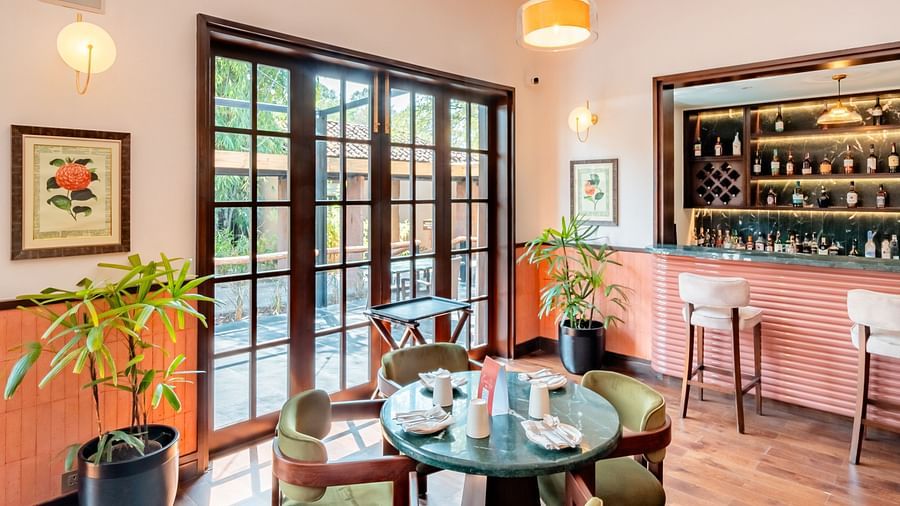 Cosy restaurant dining area at Jehan Numa Retreat