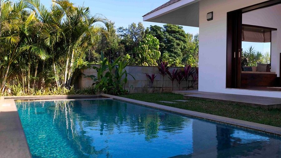 Rooms in Chikmagalur with swimming pool