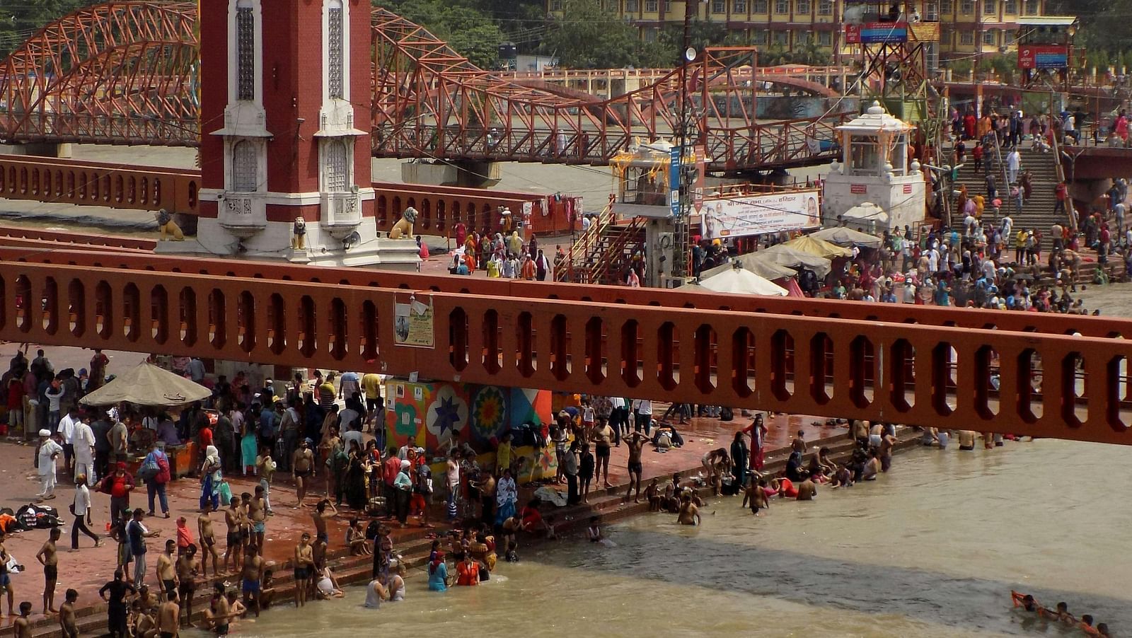 people gathered at the banks of Musi river in Haridwar
