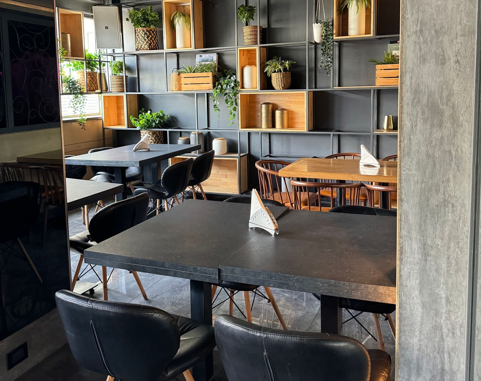 Stylish Library Lounge at Cenneys Gateway
