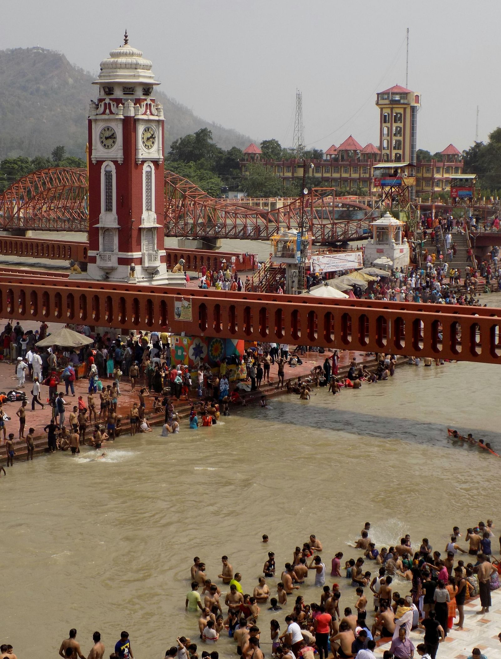 people gathered at the banks of Musi river in Haridwar