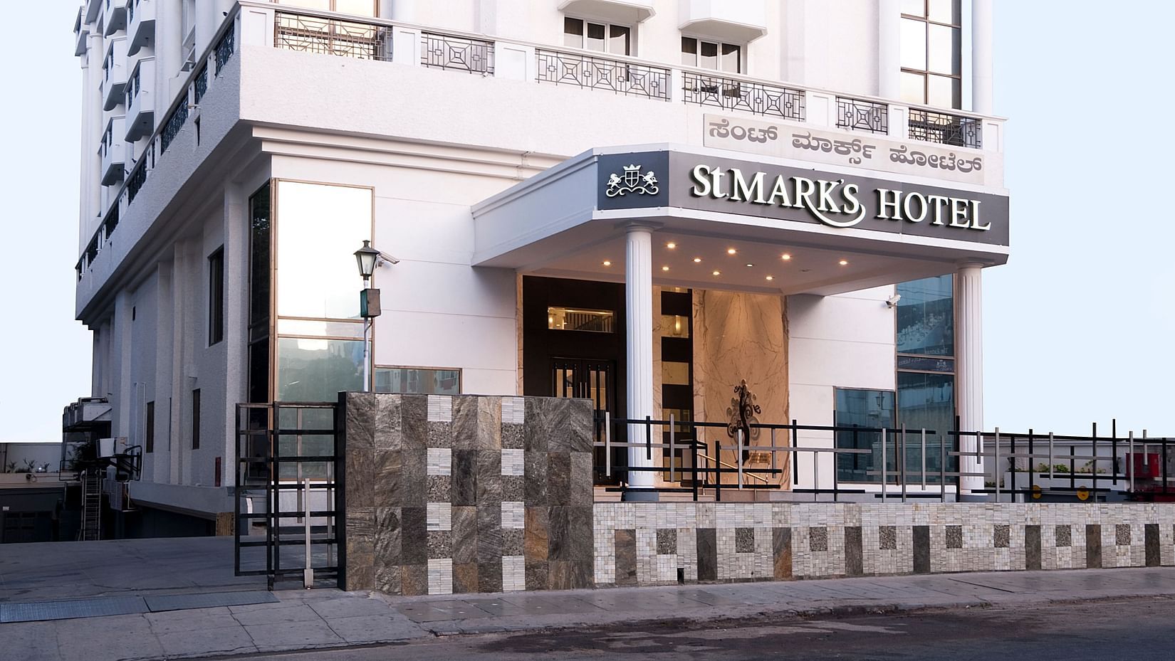 Facade 3, St. Marks Hotel, Bangalore Hotel