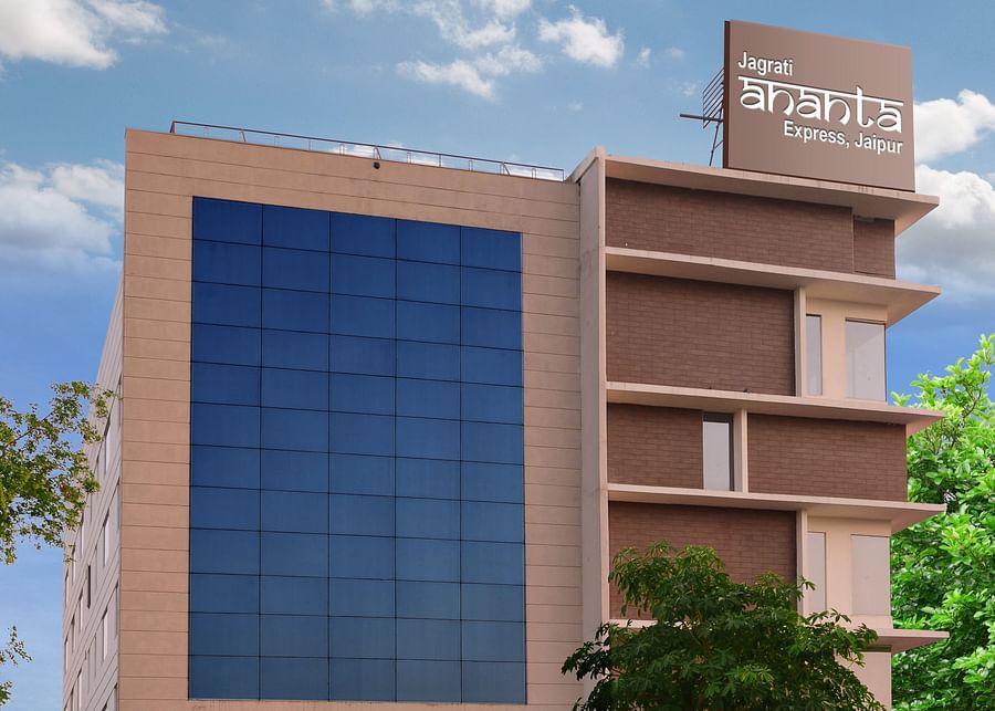 Image of Jagrati Ananta Express hotel facade