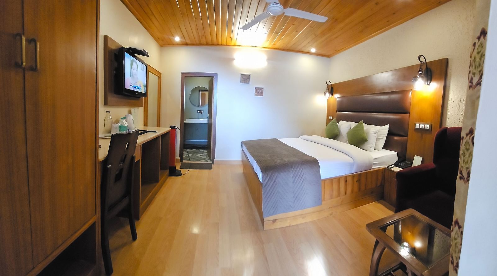 Deluxe Non View Room(2)