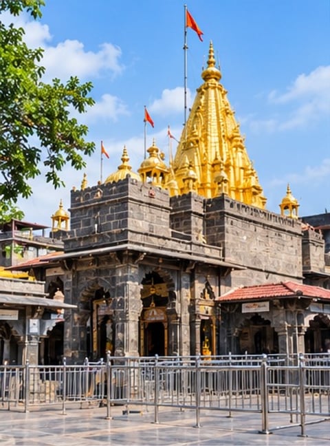 Shri Sai Baba Samadhi Mandir with its gold shikhara, Shirdi