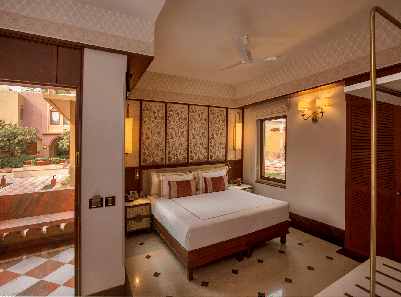 Heritage Village Resort Manesar room