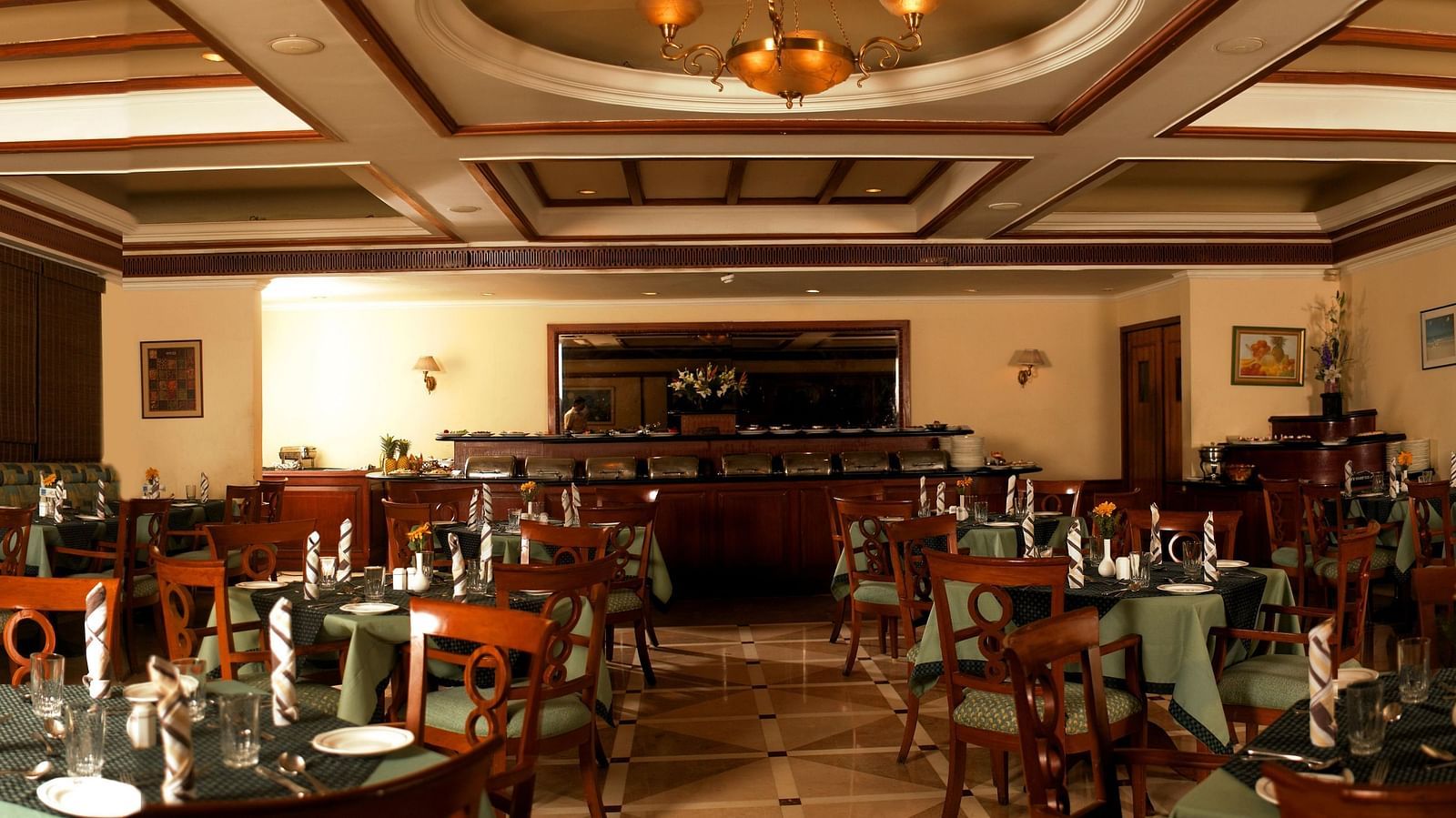 Beverly Hotel - Pacifica Restaurant
