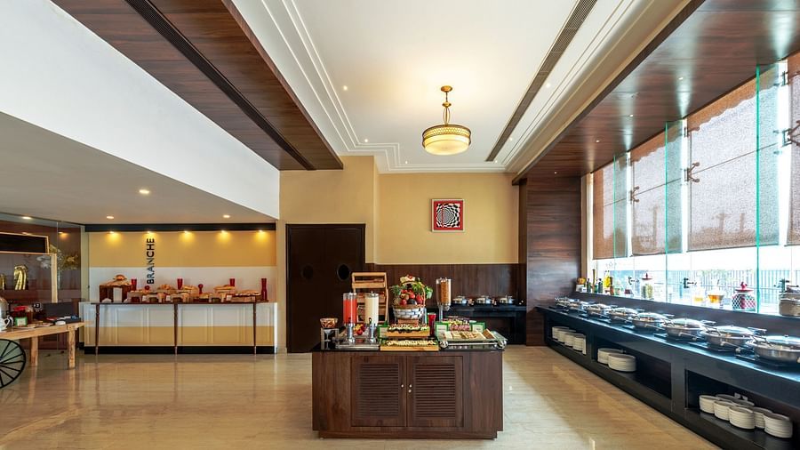 Buffet Pano at Branche Restaurant at Golden Suites, Gurgaon