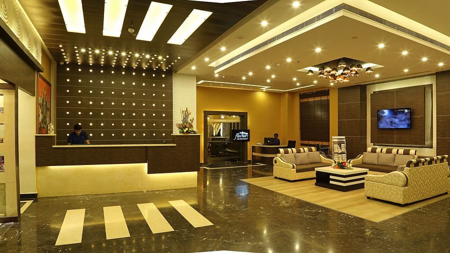Lobby 1