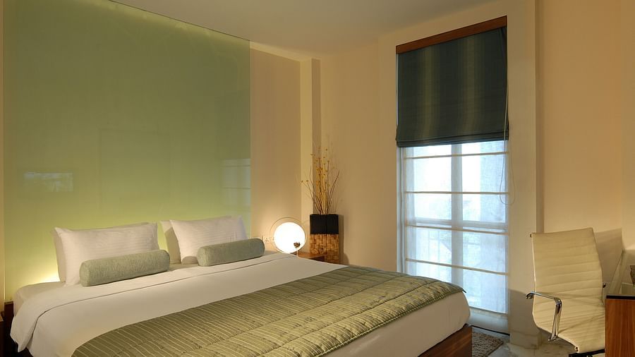 Glass Suite
