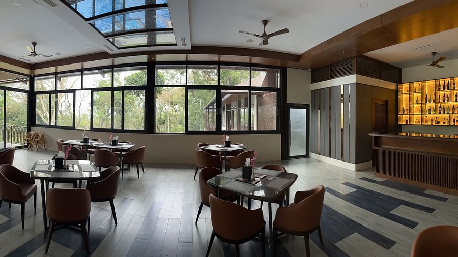 The Silver Peg Bar and Restaurant at The Silver Sky Hotels and Resorts, Chikkamangaluru 4