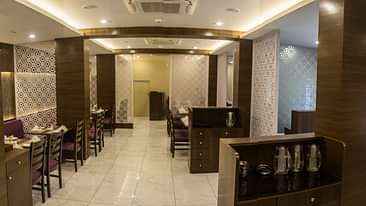 Crossroads Fine and Dine, Kamfotel Hotel Nashik, restaurant in Nashik 2
