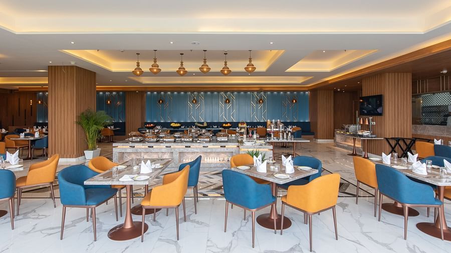 Flavours Restaurant at Hometel Alambagh, Lucknow 1