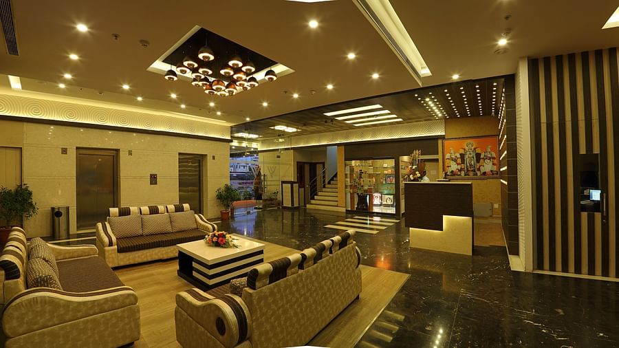 Lobby --3