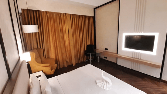 interior of the Premiere Rooms 2