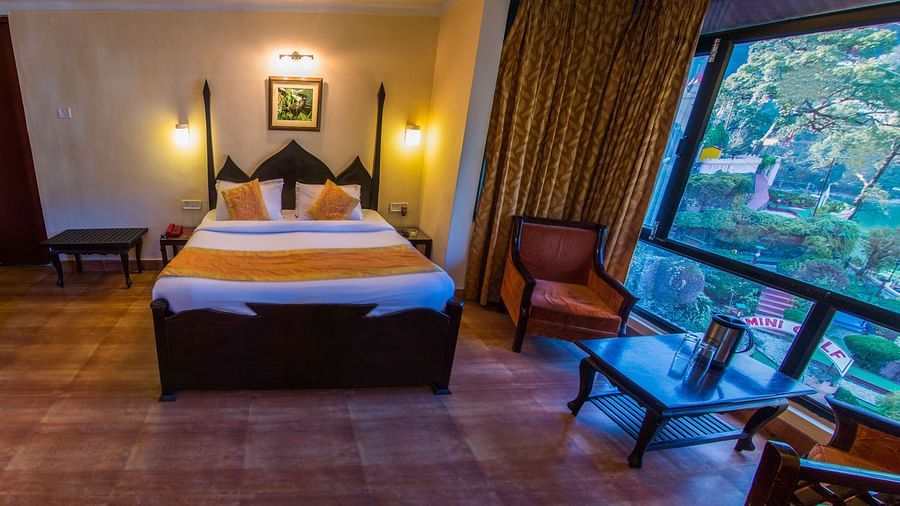 Hotel Himalaya, Nainital Nainital Dlx lake facig room
