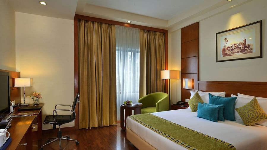 Rooms in lucknow, Golden Tulip, rooms in Lucknow