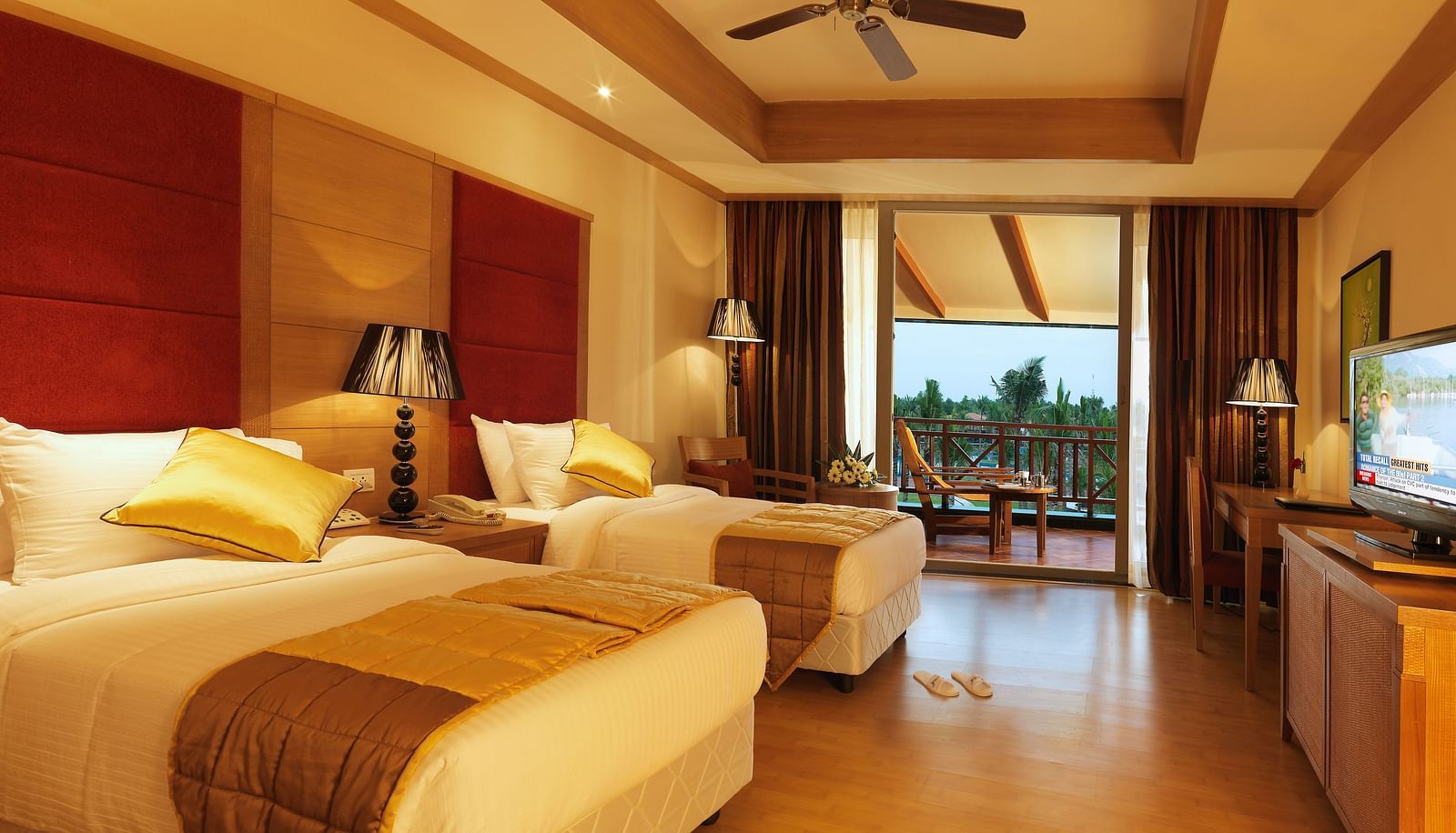 OS-FERNS with balcony and twin beds at Ocean Spray Puducherry