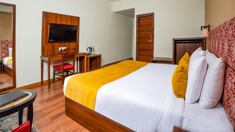 PREMIUM ROOM WITH BALCONY (3)