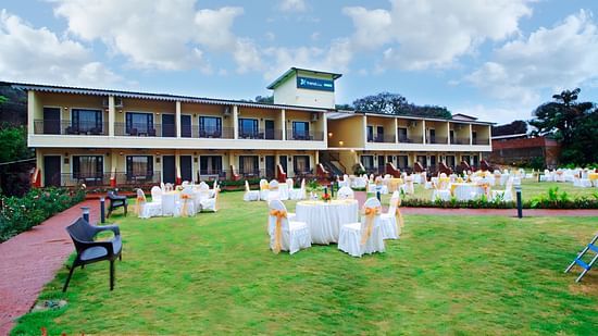 seating arrangements in the garden at Rahi Forest View