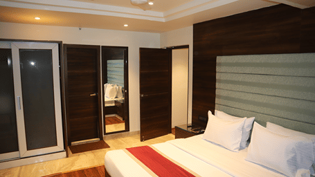 Luxury Suite 2