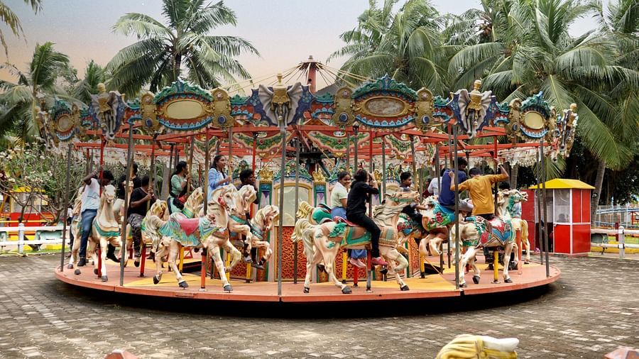 amusement park ride for kids
