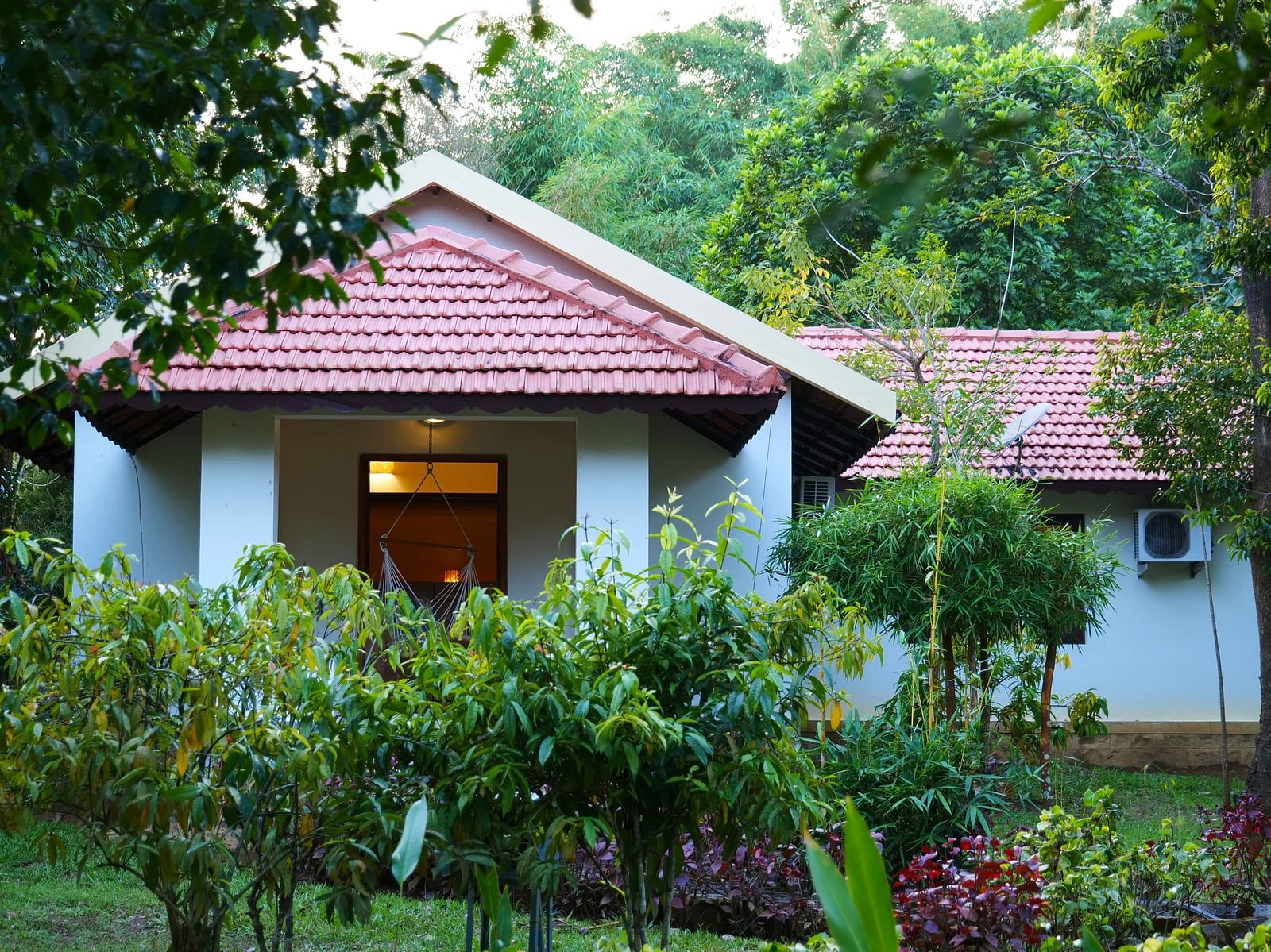 kadkani rooms view iroecr